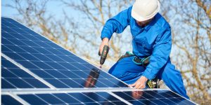 Installation Maintenance Panneaux Solaires Photovoltaïques à Brochon